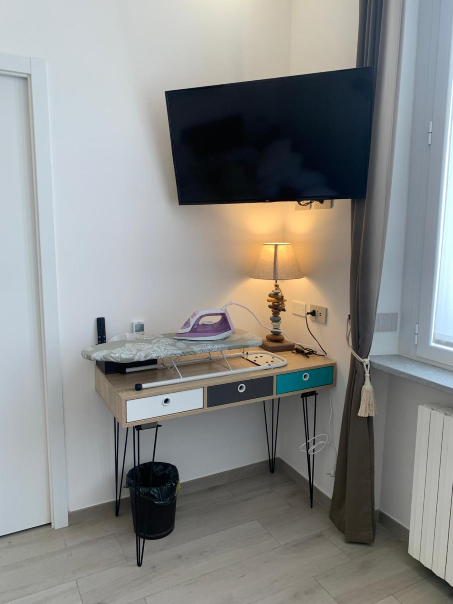 Ripa150 - Smart Apartament Milano - Prada Bocconi Ieo Ied Forum Assago Navigli Duomo15Min Bagian luar foto